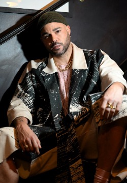 NATE JAMES & THE FUNKYTUDE